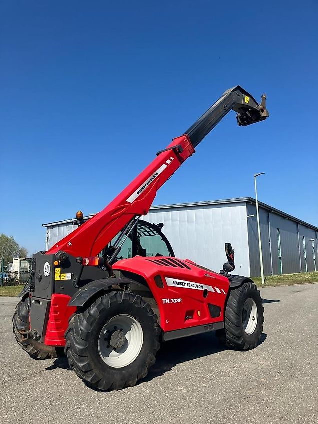 Massey Ferguson TH7038