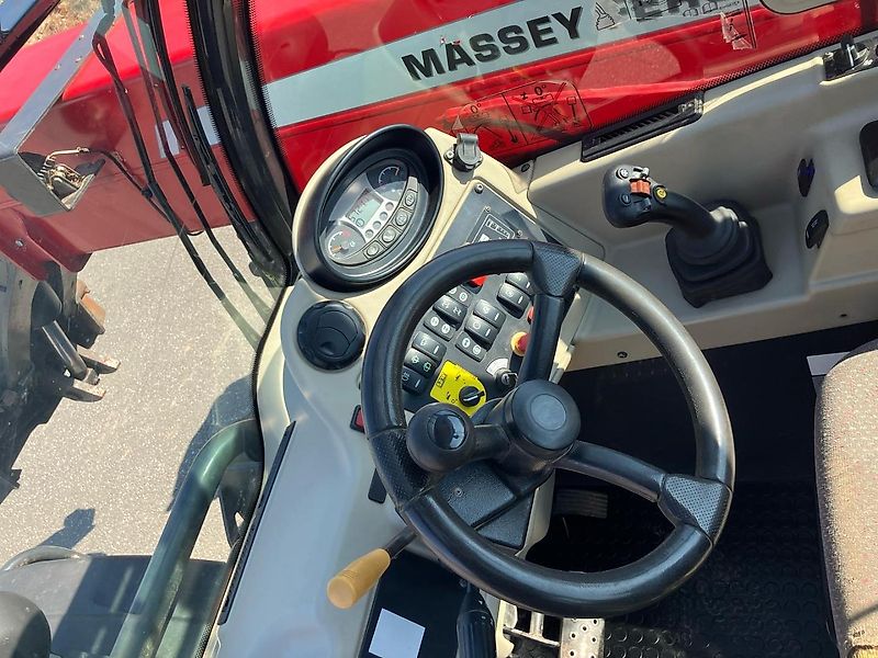 Massey Ferguson TH7038