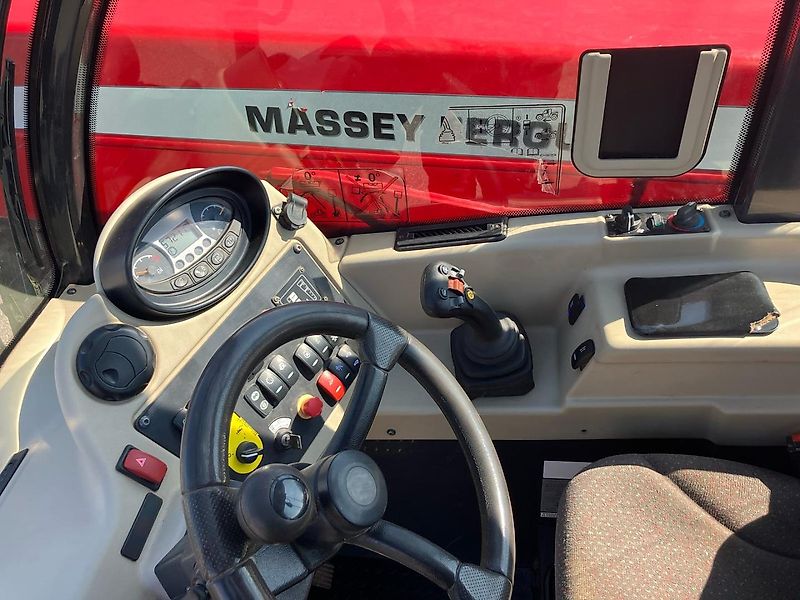 Massey Ferguson TH7038