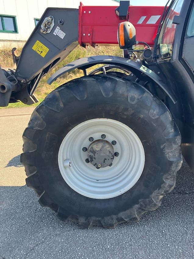 Massey Ferguson TH7038