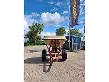 Vicon PS 603 | Pendelstrooier | Op onderstel