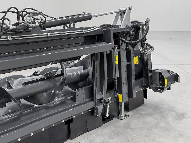 Tecnomais TMRP4 6R-F 6 row (75 cm), foldable corn header, for John Deere combines