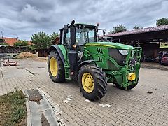John Deere 6135M