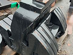 New Holland Alkuperäinen Etupaino 355kg