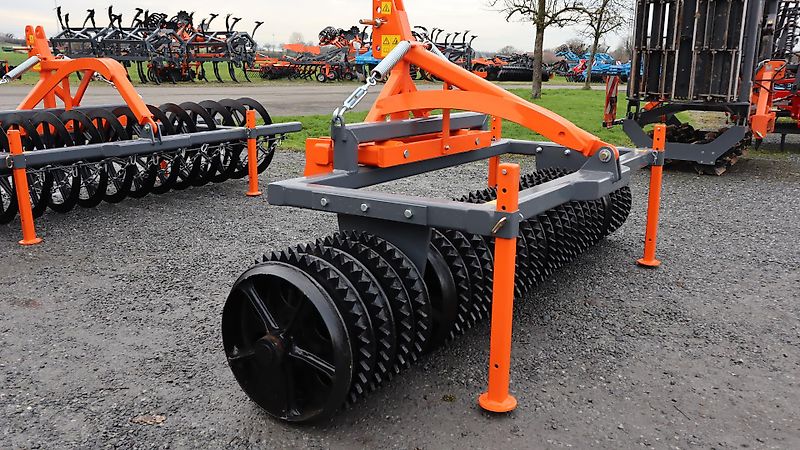 AgroXX MAXXIMUS - CAMBRIDGE FRONTPACKER--3.0 m mit Lenkbock - 525mm Ringe--