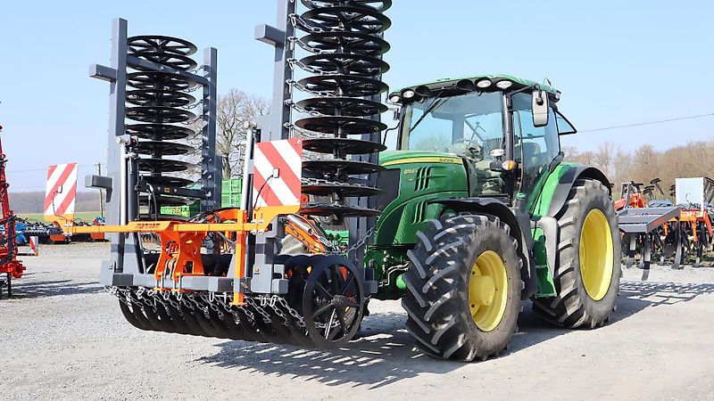 AgroXX AgroXX FRONTPACKER--6.0 m Hydro mit Lenkbock - 700mm Ringe--