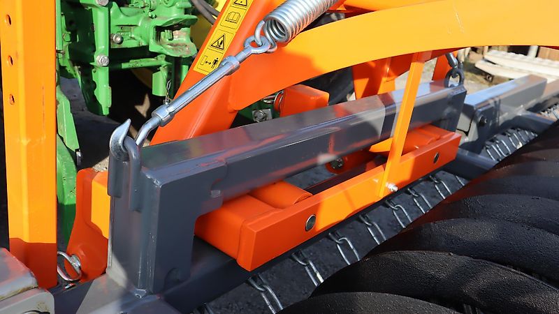 AgroXX AgroXX FRONTPACKER--6.0 m Hydro mit Lenkbock - 700mm Ringe--