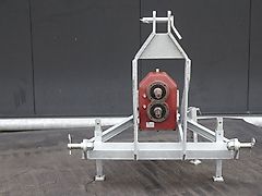 Hofstede Omkeerkast tandwielkast omkeer tandwiel kast bak op driepunt frame / ook T kast voor mestmixer