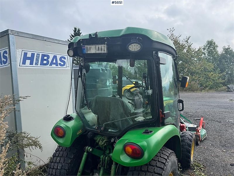 John Deere 3045R