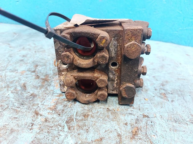 Volvo L120 (Spare part/Reservedel/Ersatzteil)