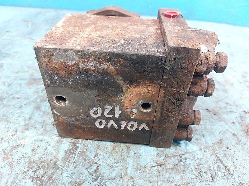 Volvo L120 (Spare part/Reservedel/Ersatzteil)