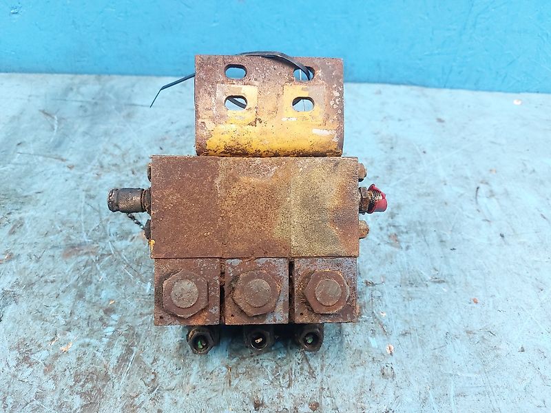 Volvo L120 (Spare part/Reservedel/Ersatzteil)