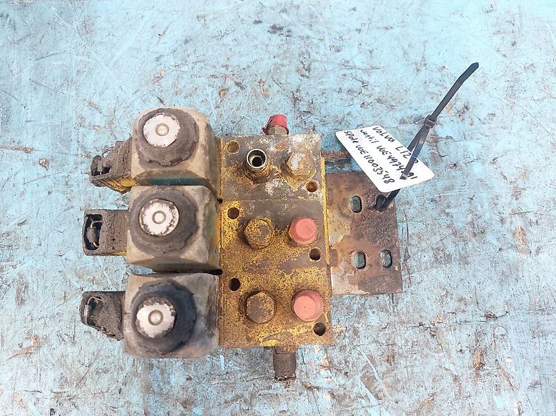 Volvo L120 (Spare part/Reservedel/Ersatzteil)