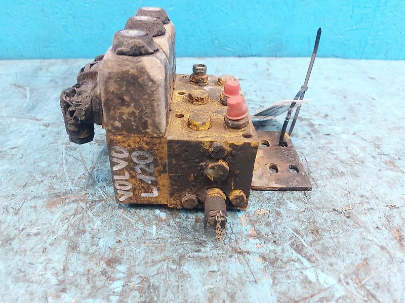 Volvo L120 (Spare part/Reservedel/Ersatzteil)