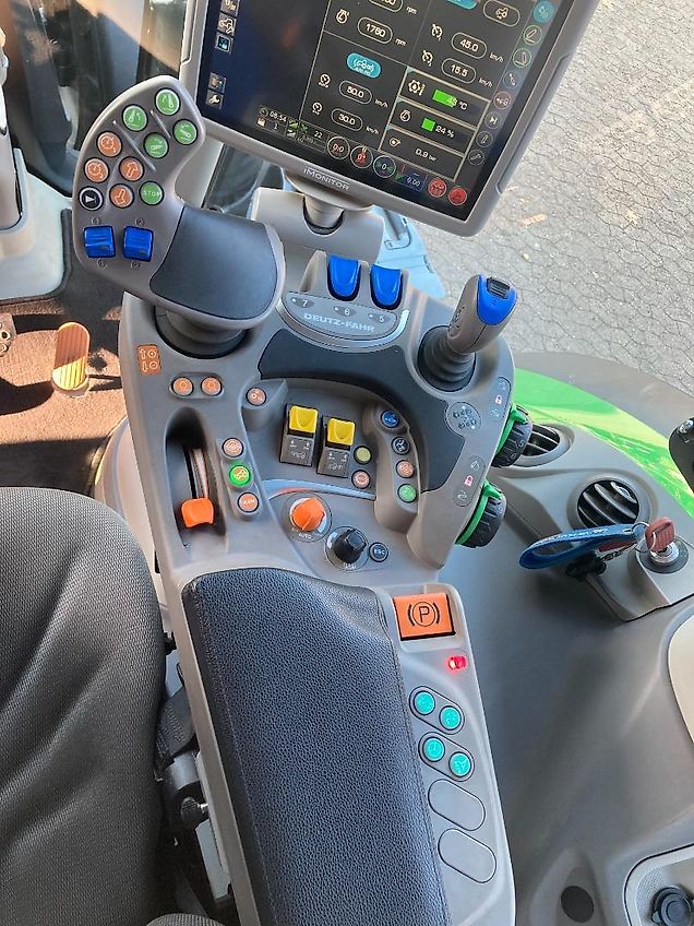 Deutz-Fahr Agrotron 6230 TTV Lenksystem