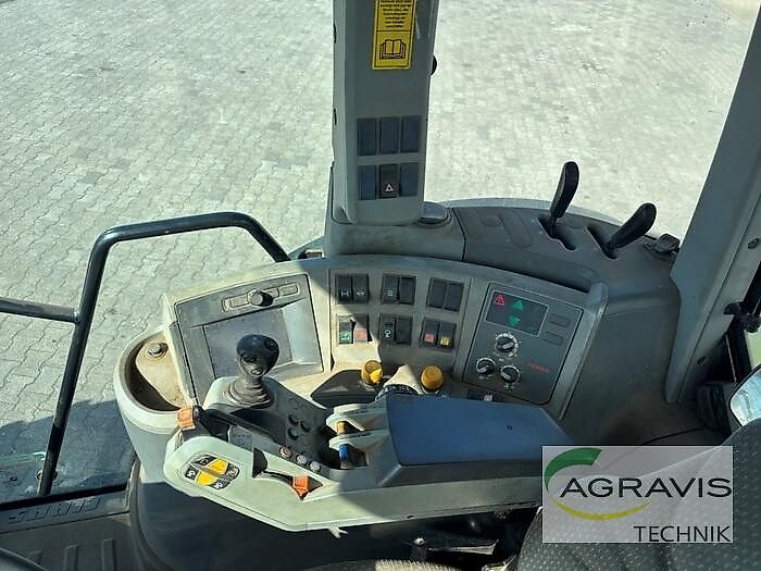 Claas ARION 640 CEBIS