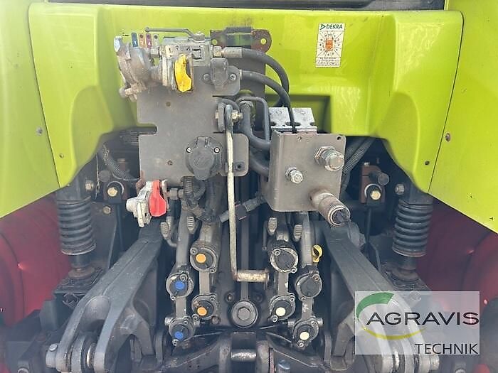 Claas ARION 640 CEBIS