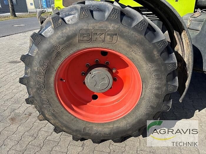 Claas ARION 640 CEBIS