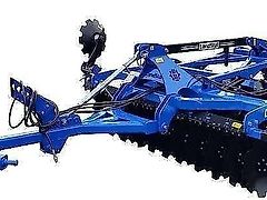 Landstal Kurzscheiben-Egge ATS mit Hitch für Drillmaschine 3m und Fahrwerk