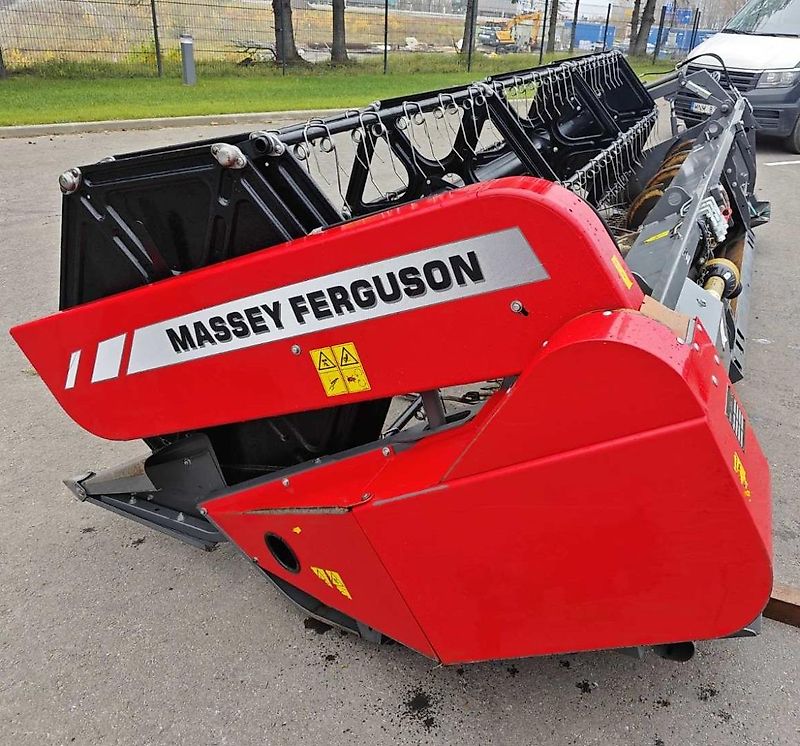 Massey Ferguson 7340