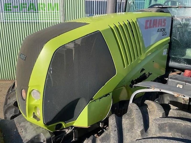 Claas AXION 810