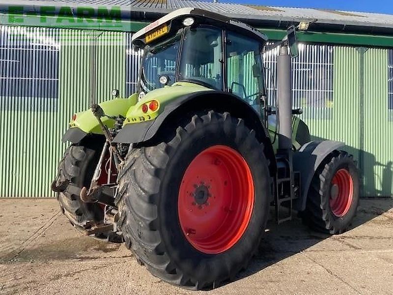 Claas AXION 810