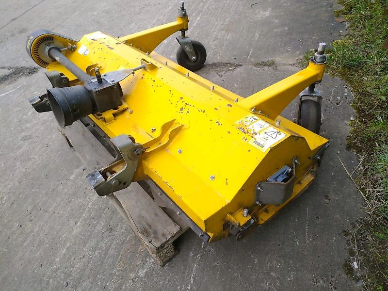 John Deere 1585 TerrainCut