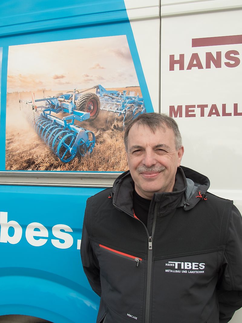 Kontaktní osoba Pan Heinz Bender