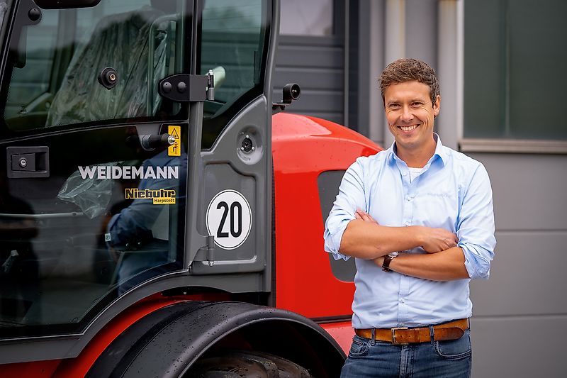 Kontaktní osoba Pan Arne Heuer