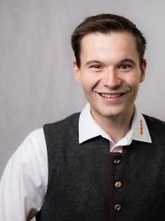 Kontaktní osoba Pan Ludwig Öller