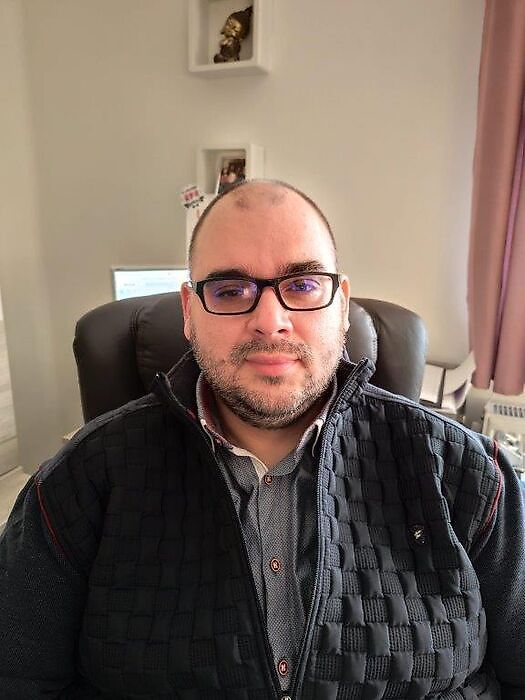 Kontaktní osoba Szabó Sándor