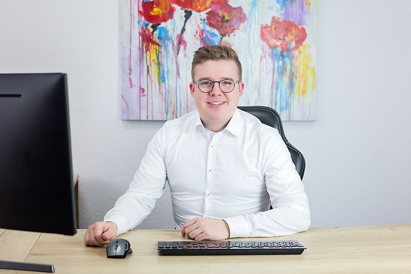 Kontaktní osoba Pan Rene Ehlers