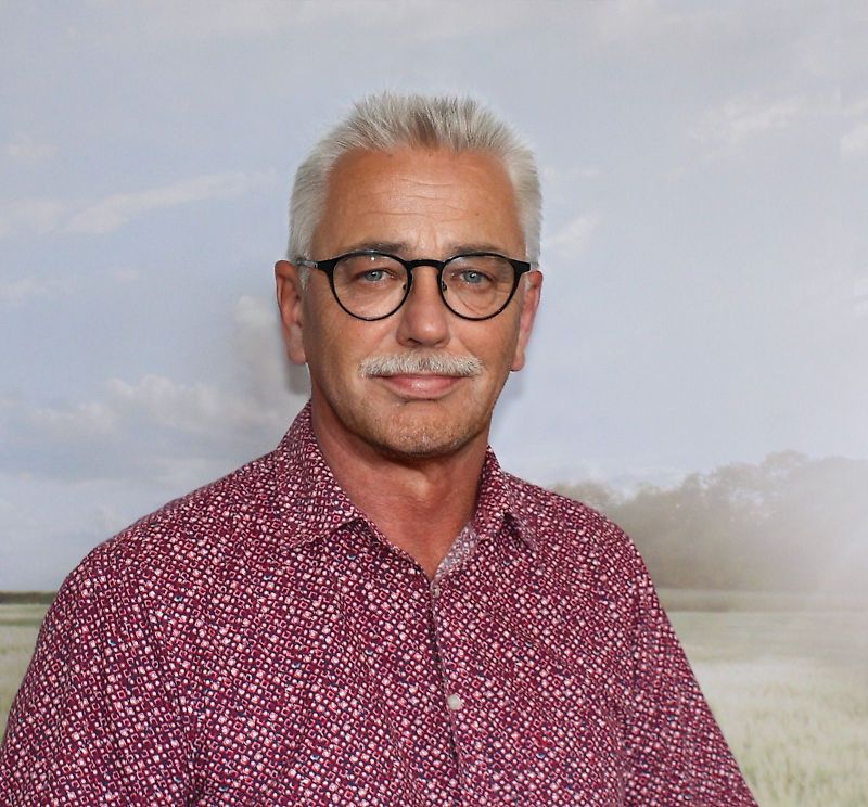 Kontaktní osoba Pan Rainer Schölzke