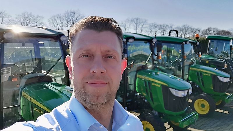 Kontaktní osoba Pan Bernard Grave