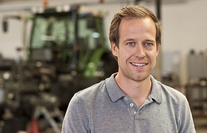 Kontaktní osoba Pan Xaf Houwers